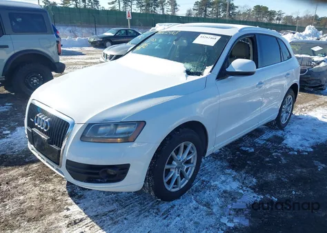 2010 Audi Q5 3.2 Premium from USA, damaged, VIN WA1CKAFP3AA032271